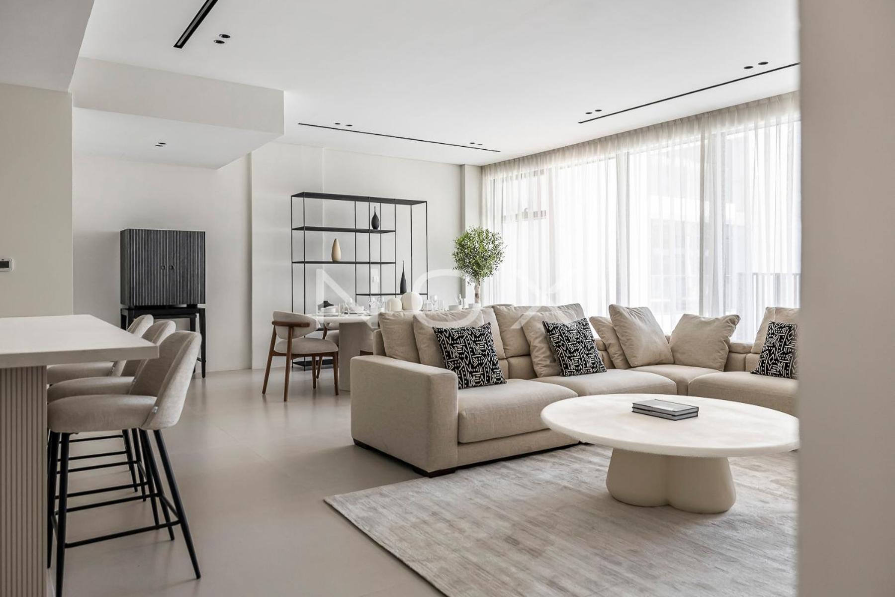 Unwind In Style Of This Grand 2Br Citywalk 12 Apartment Дубай Екстериор снимка